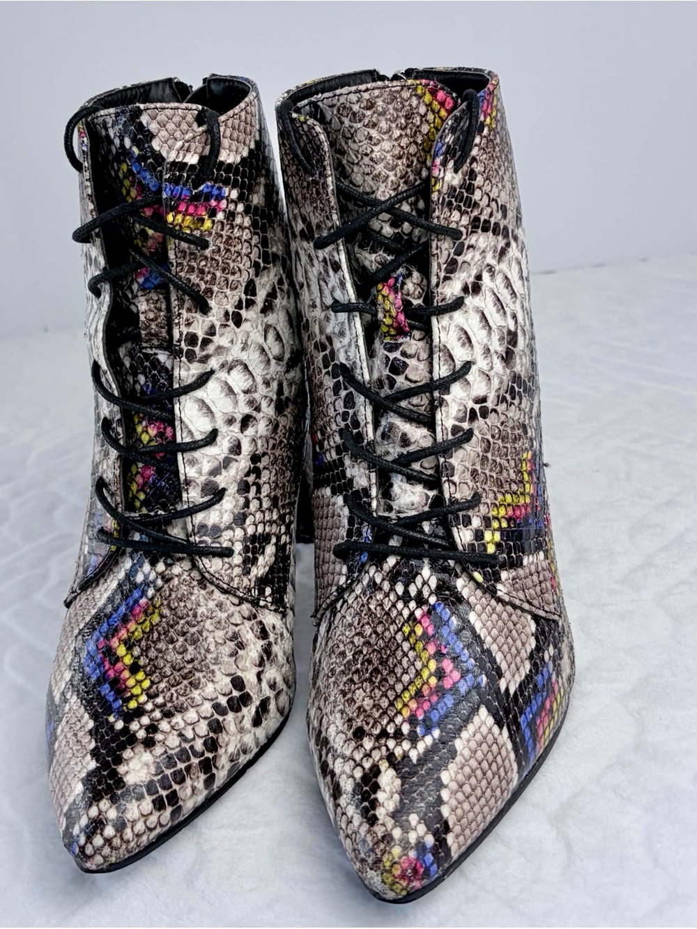 Yoki Multicolored Snake-Print Lace-Up Ankle Boots Size 8